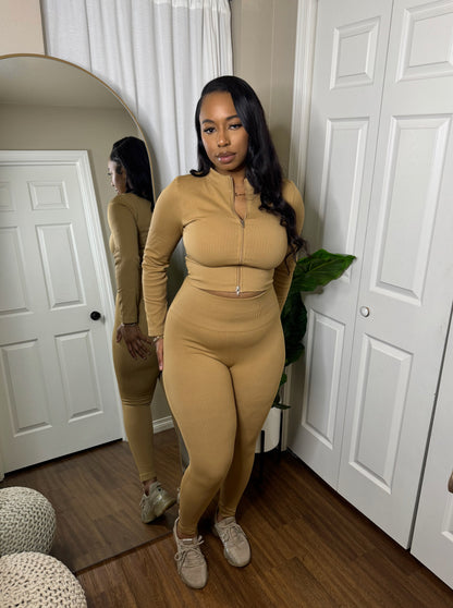 Essence Ribbed set